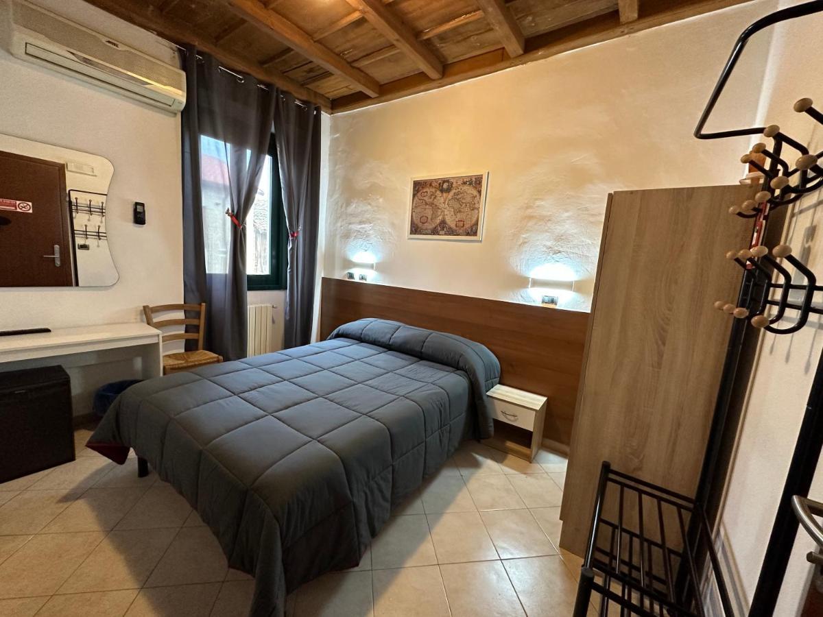 Hotel Duca Di Tromello Kültér fotó
